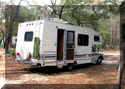 BlueAngelsCampground1web.jpg (51622 bytes)